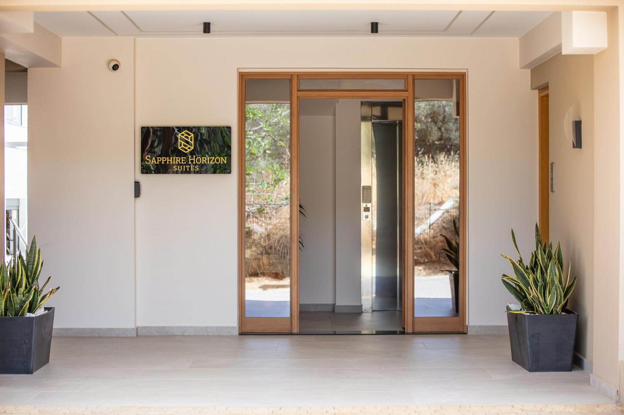 Sapphire Horizon Suites Kissamos Bagian luar foto