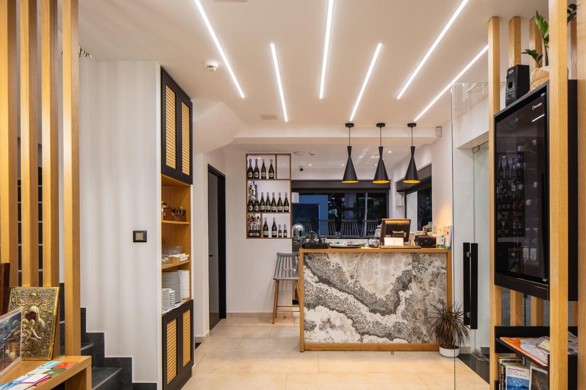 Sapphire Horizon Suites Kissamos Bagian luar foto
