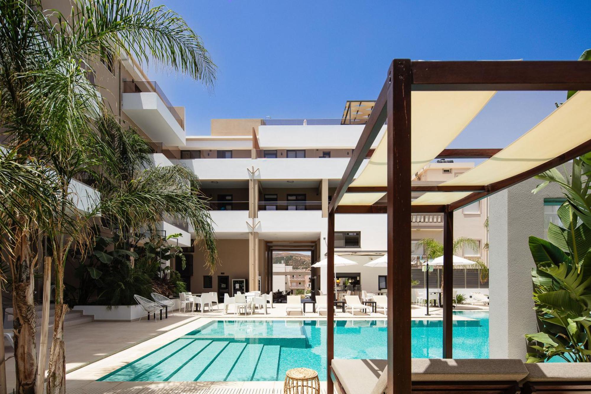 Sapphire Horizon Suites Kissamos Bagian luar foto