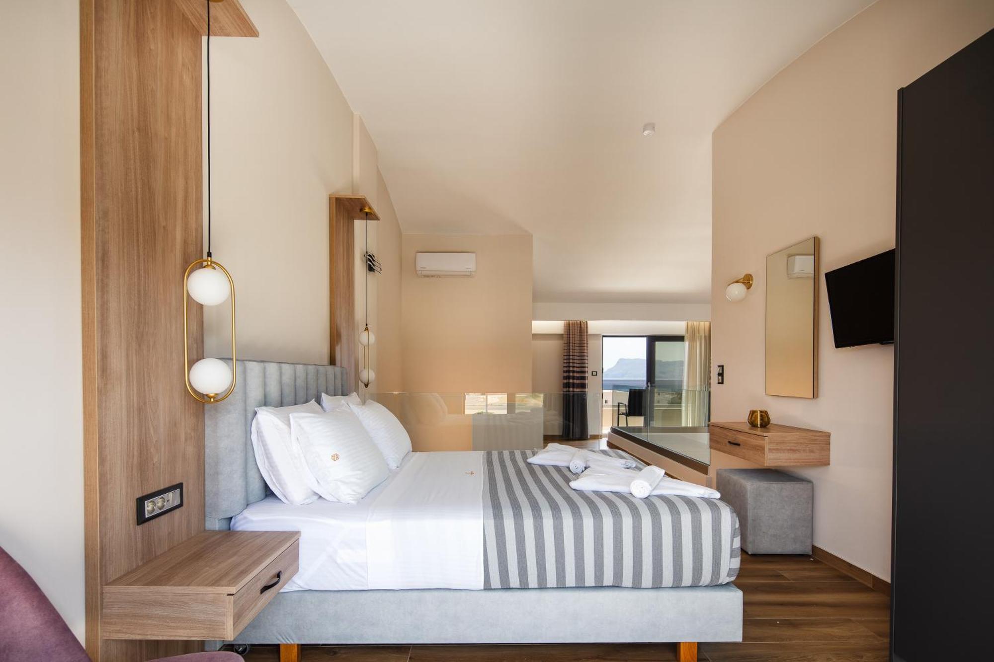 Sapphire Horizon Suites Kissamos Bagian luar foto